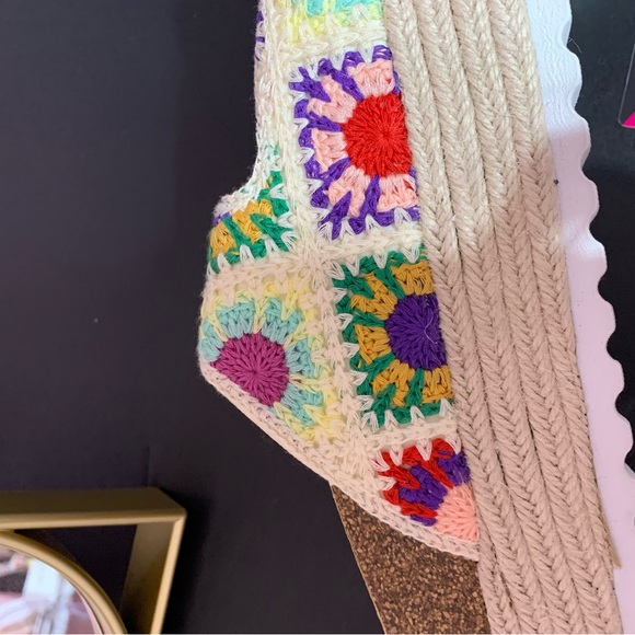 Dirty laundry, crocheted, sandals, size 9 - Picture 6 of 13